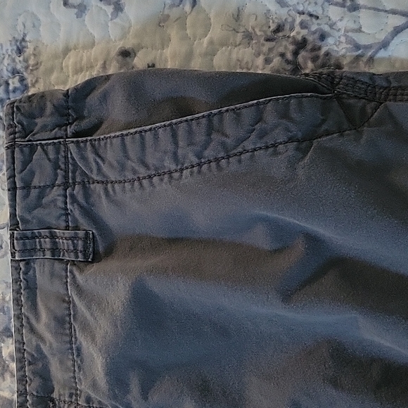 Urban Pipeline Gray Cargo Shorts size 18 Husky Boys 👦 - Picture 8 of 11